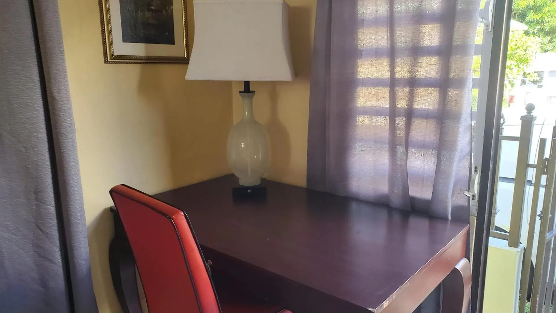 Apartmán Del Valle Central Casa Near Trendy Calle Loiza- One Bedroom With Queen San Juan