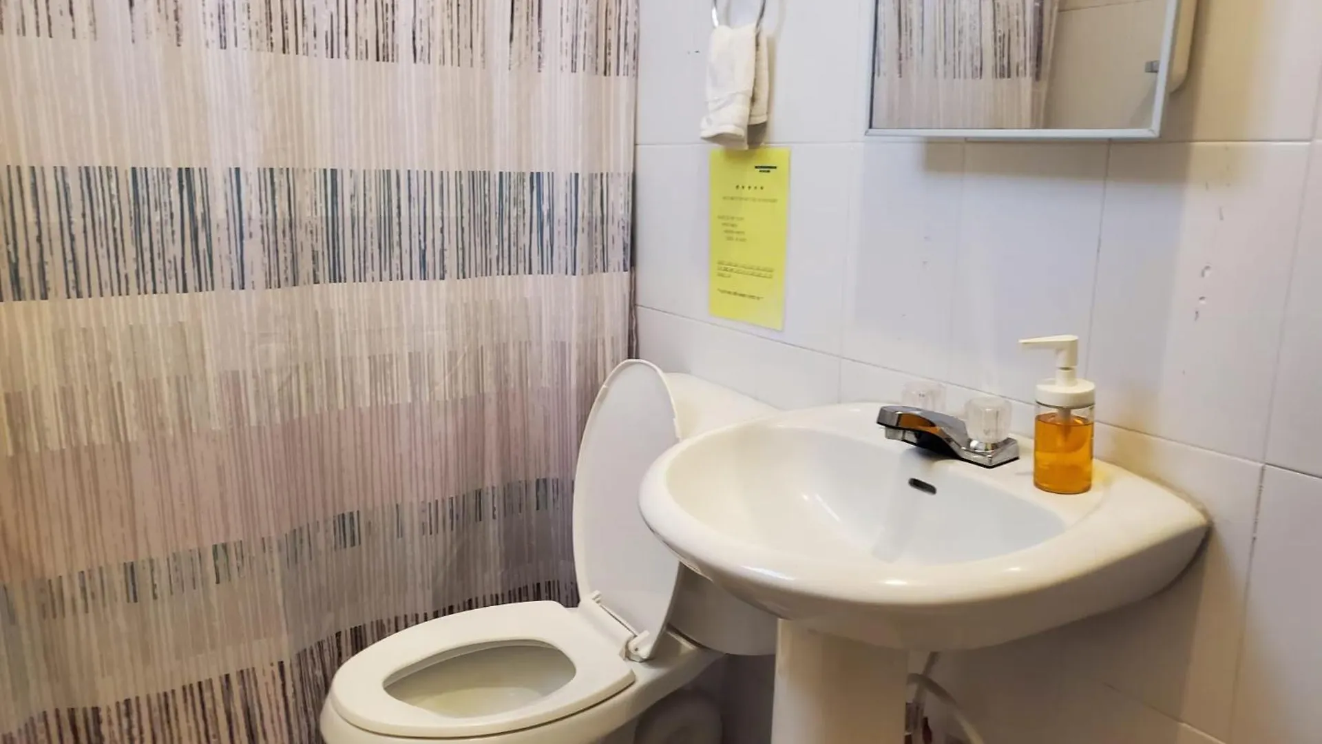 Apartmán Del Valle Central Casa Near Trendy Calle Loiza- One Bedroom With Queen San Juan
